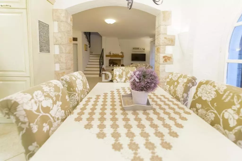 3-bedroom Villa In Sveti Lovreč, Croatia (210 M²)