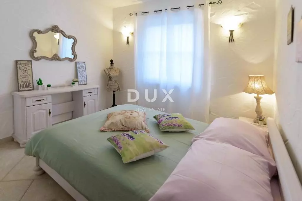 3-bedroom Villa In Sveti Lovreč, Croatia (210 M²)