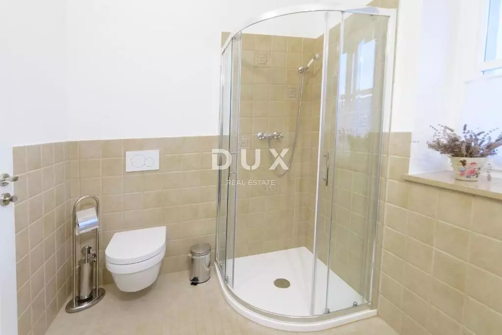 3-bedroom Villa In Sveti Lovreč, Croatia (210 M²)