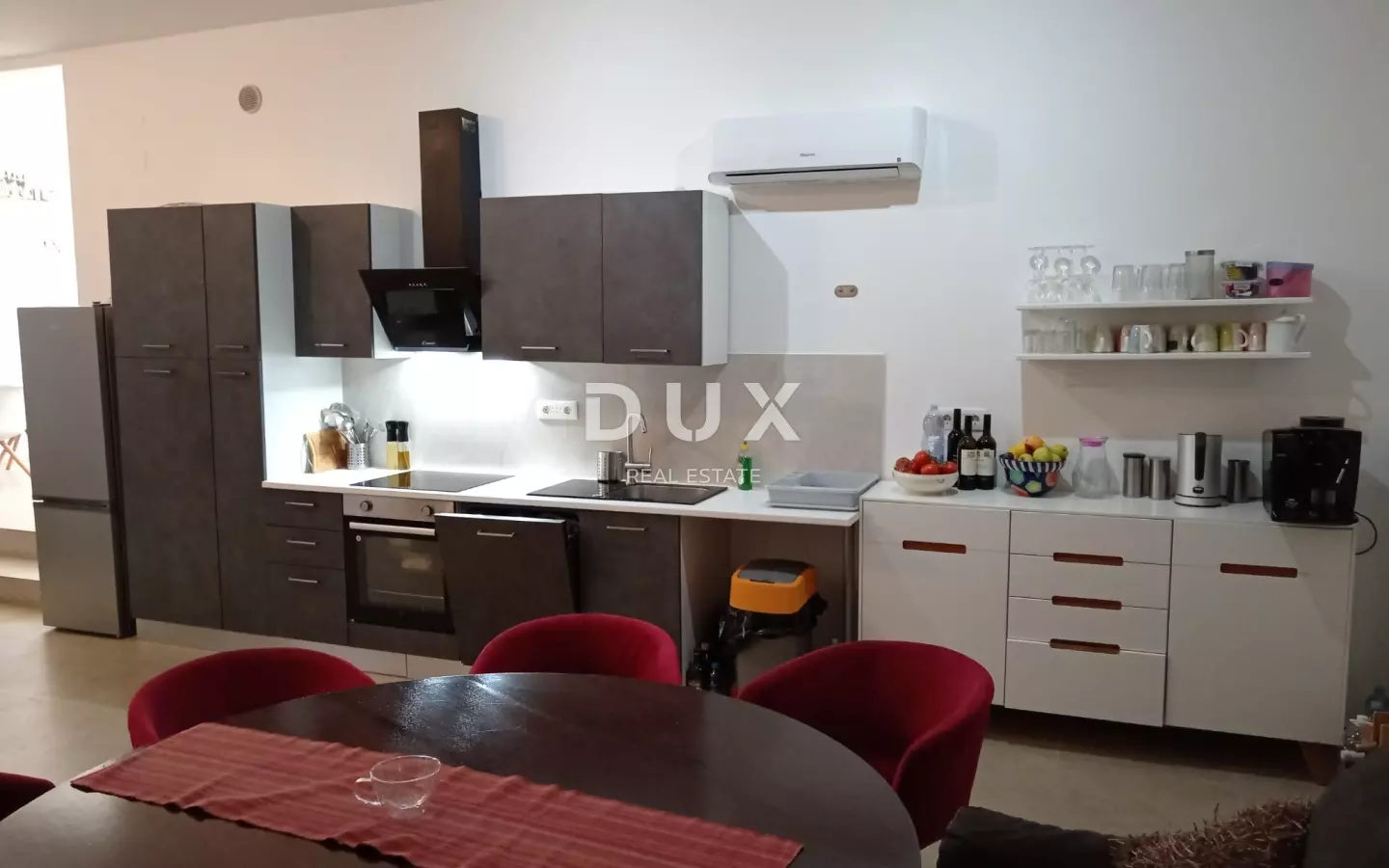 12-bedroom Detached House In Valtura, Croatia (500 M²)