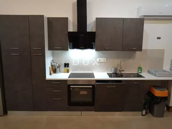 12-bedroom Detached House In Valtura, Croatia (500 M²)