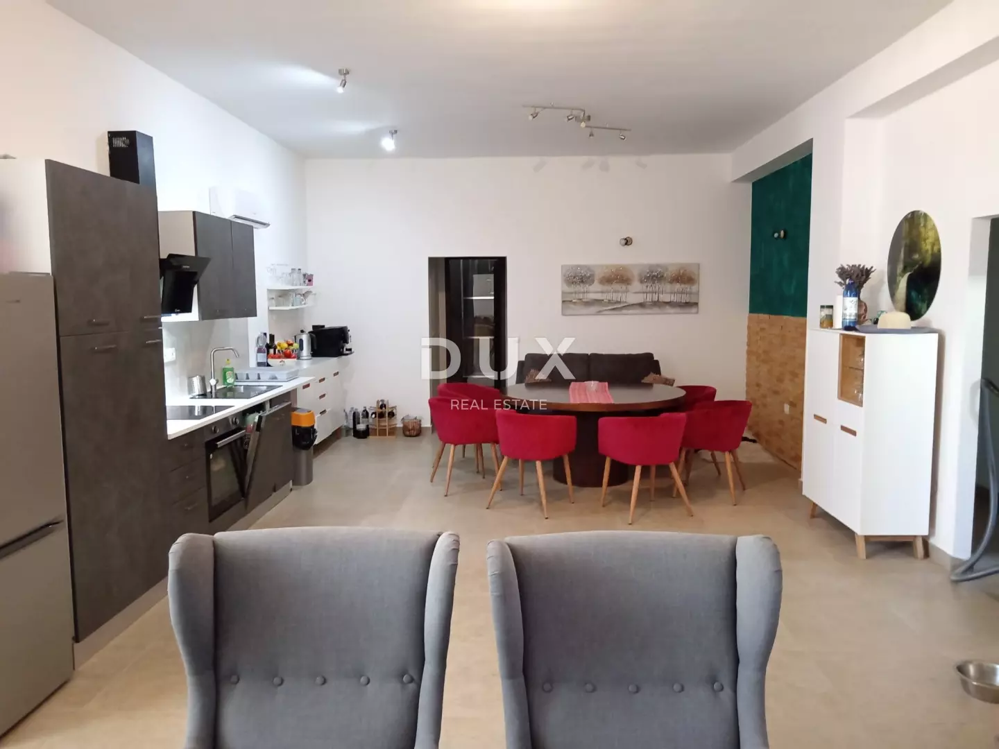 12-bedroom Detached House In Valtura, Croatia (500 M²)