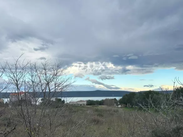 Land In Dobropoljana, Croatia (2.300 M²)