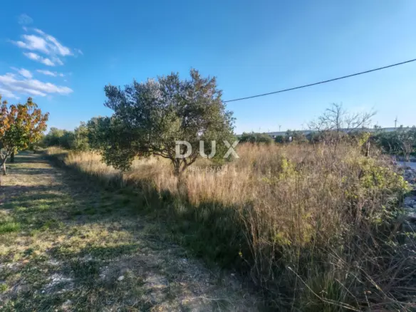 Land In Pridraga, Croatia (669 M²)