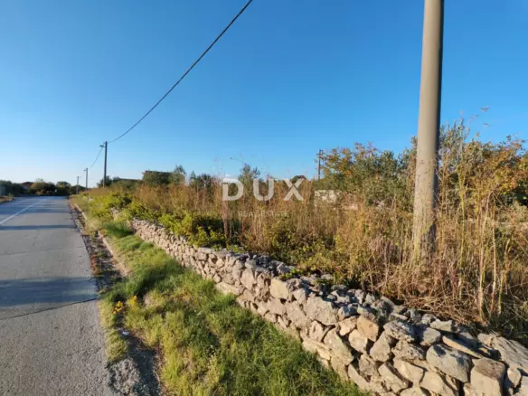 Land In Pridraga, Croatia (669 M²)