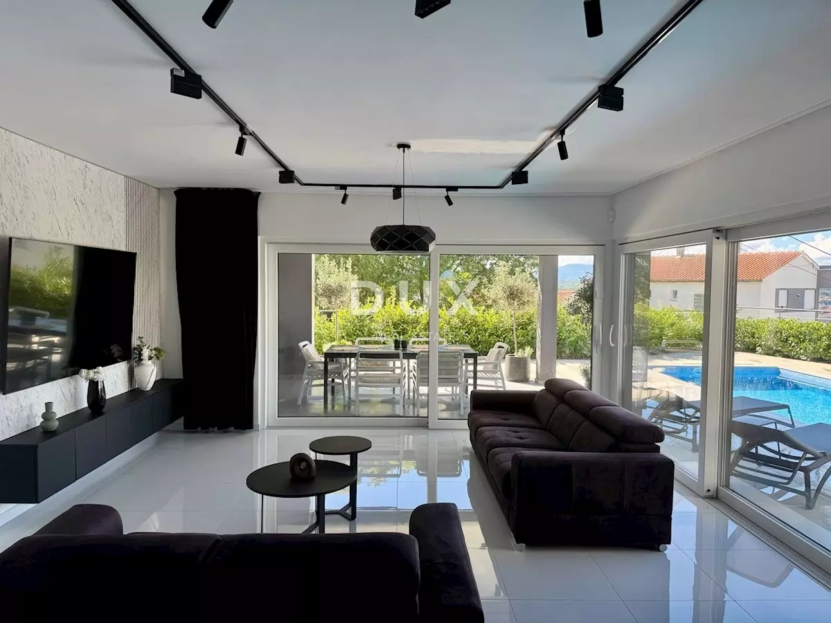 4-bedroom Villa In Malinska, Croatia (180 M²)