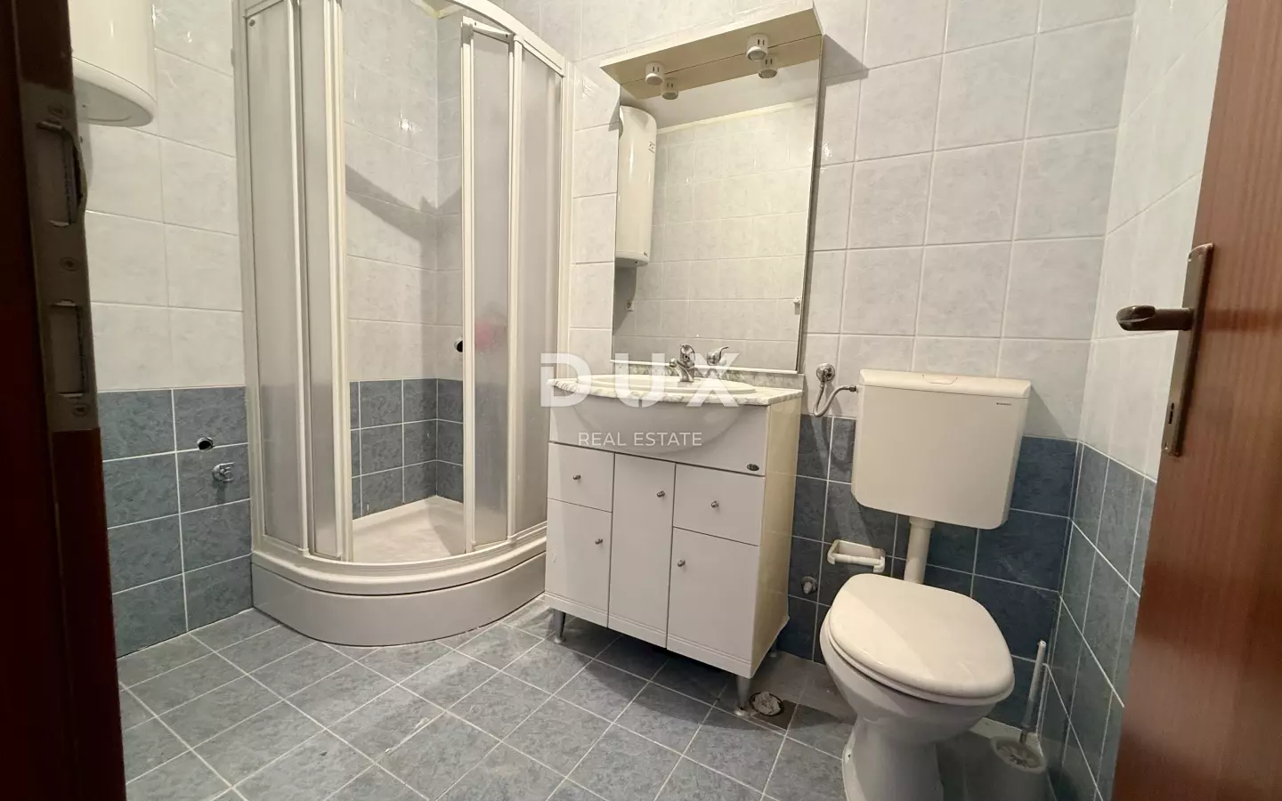 3-bedroom Apartment In Njivice, Croatia (79 M²)