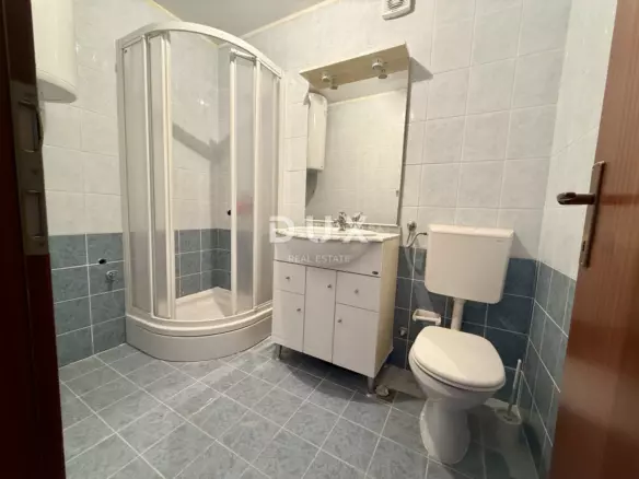 3-bedroom Apartment In Njivice, Croatia (79 M²)