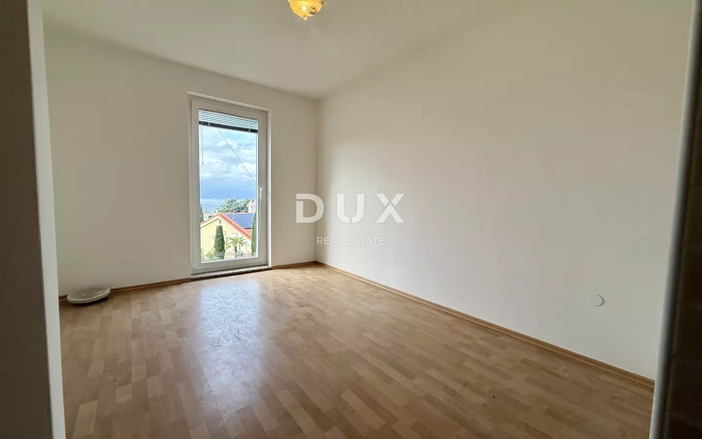 3-bedroom Apartment In Njivice, Croatia (79 M²)