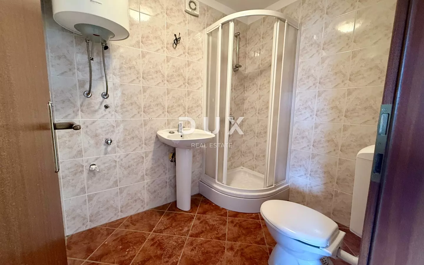3-bedroom Apartment In Njivice, Croatia (79 M²)