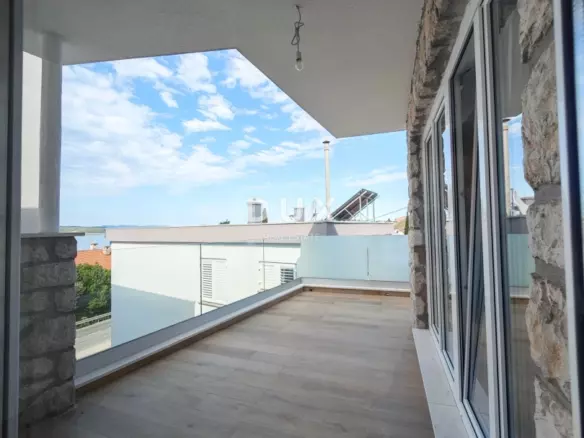 3-bedroom Apartment In Crikvenica, Croatia (120,72 M²)