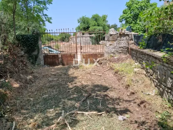 Land In Bale, Croatia (7.801 M²)