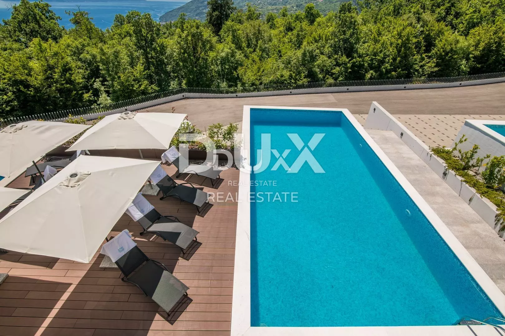 6-bedroom Villa In Veprinac, Croatia (516 M²)
