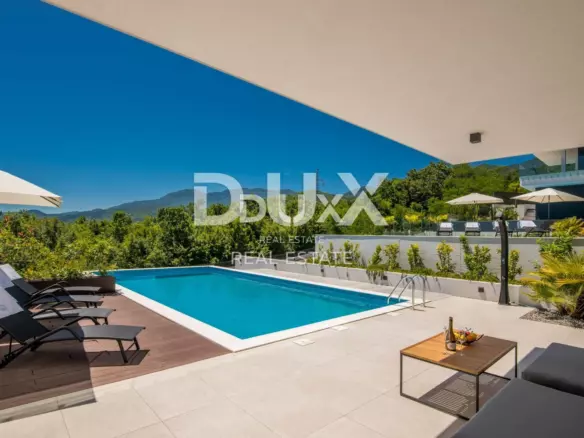 6-bedroom Villa In Veprinac, Croatia (516 M²)