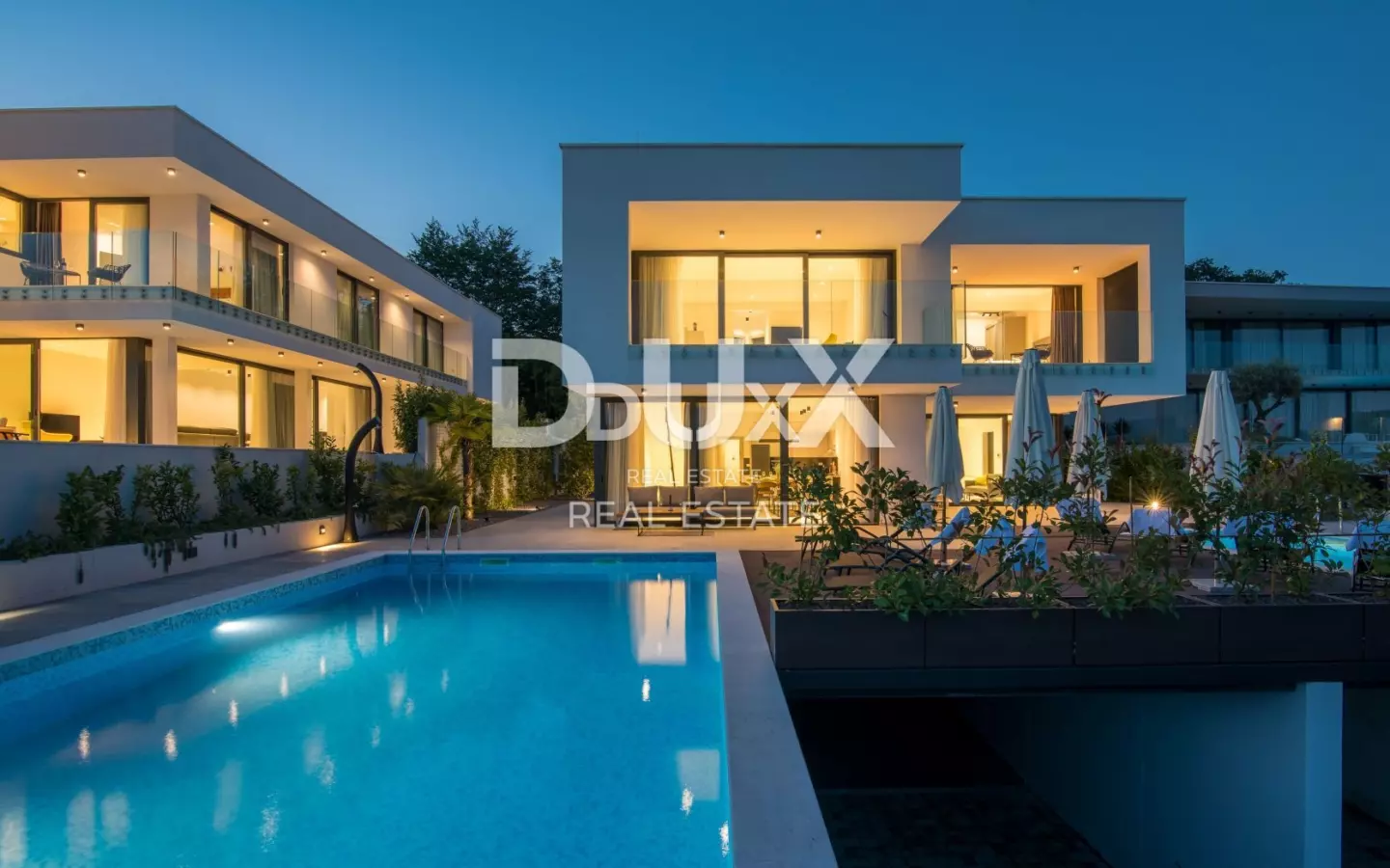 6-bedroom Villa In Veprinac, Croatia (516 M²)