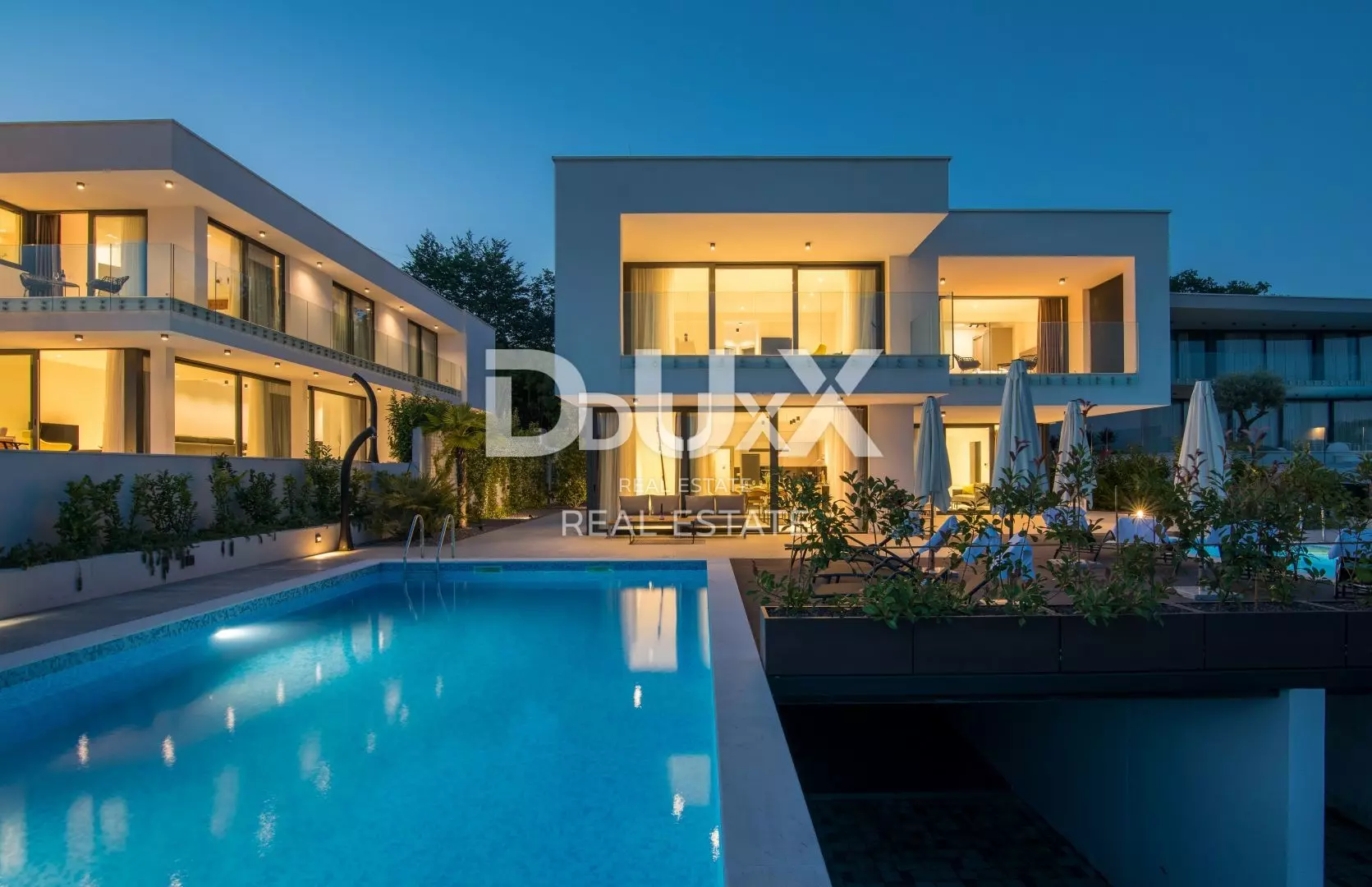 6-bedroom Villa In Veprinac, Croatia (516 M²)