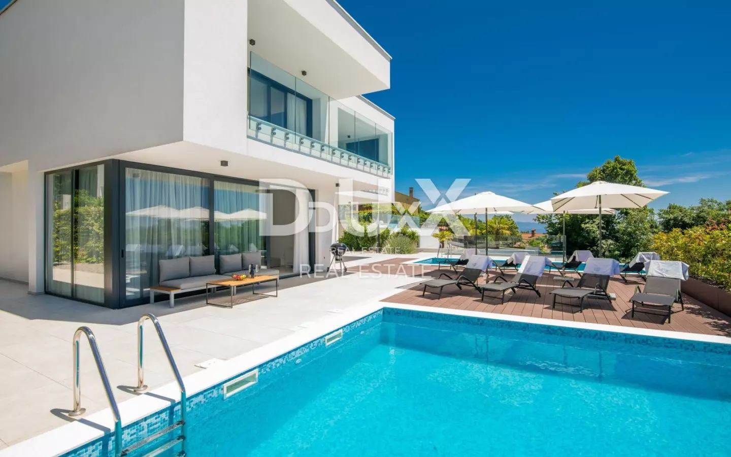 6-bedroom Villa In Veprinac, Croatia (516 M²)