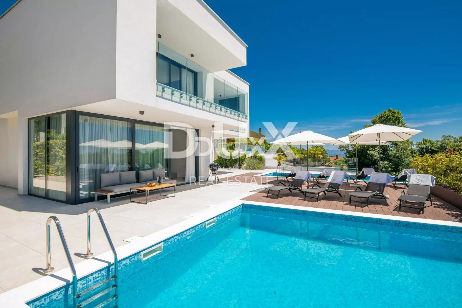 6-bedroom Villa In Veprinac, Croatia (516 M²)