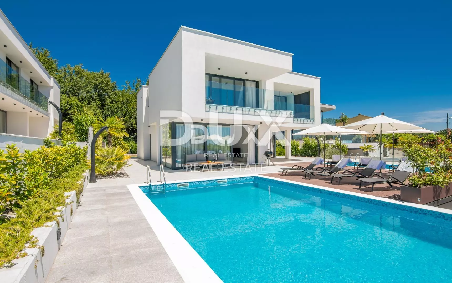6-bedroom Villa In Veprinac, Croatia (516 M²)