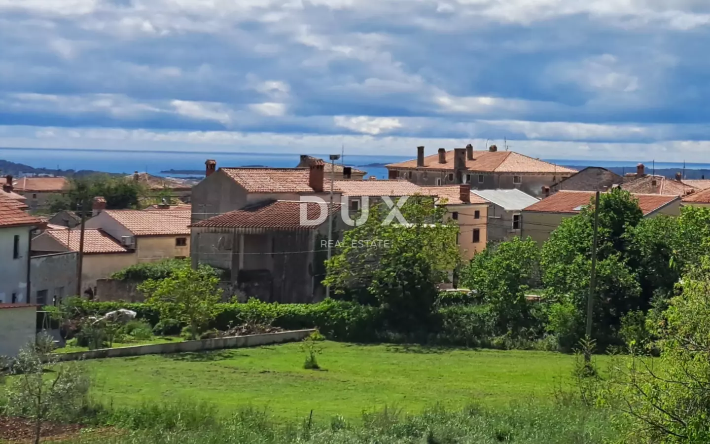 Land In Galižana, Croatia (868 M²)