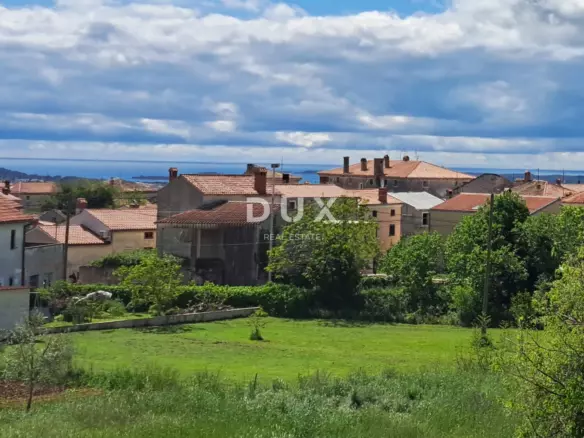 Land In Galižana, Croatia (868 M²)