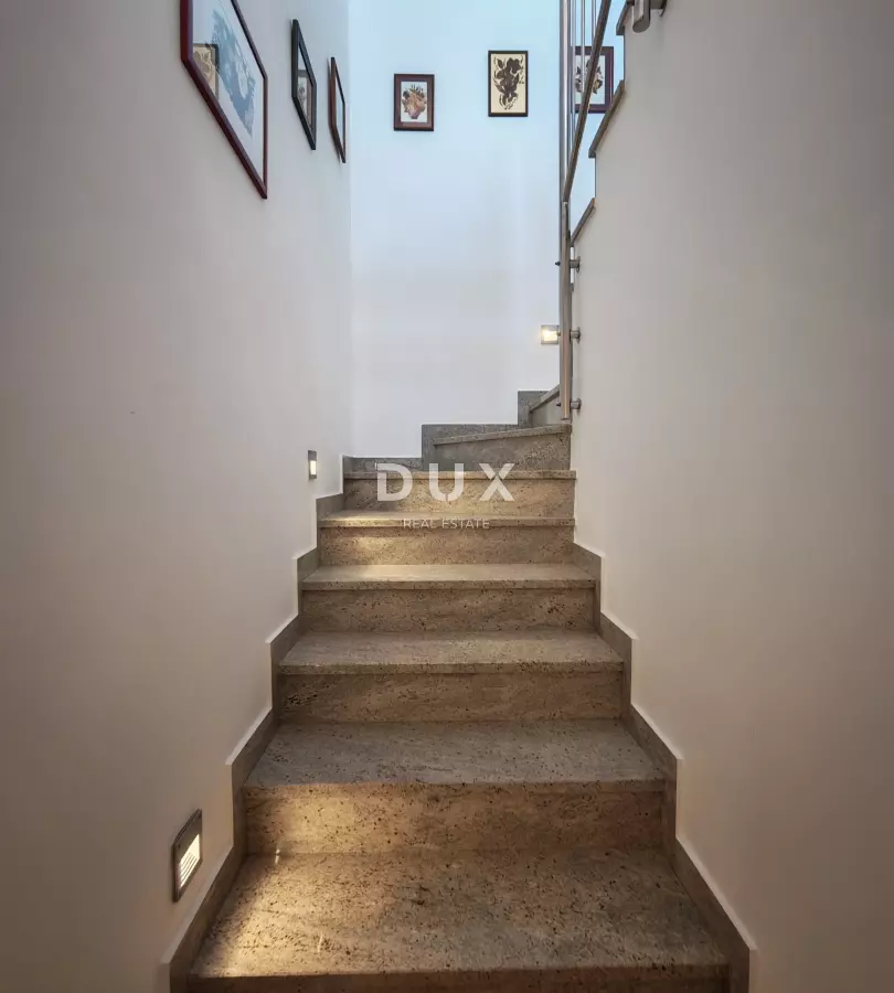 6-bedroom Villa In Bale, Croatia (331 M²)