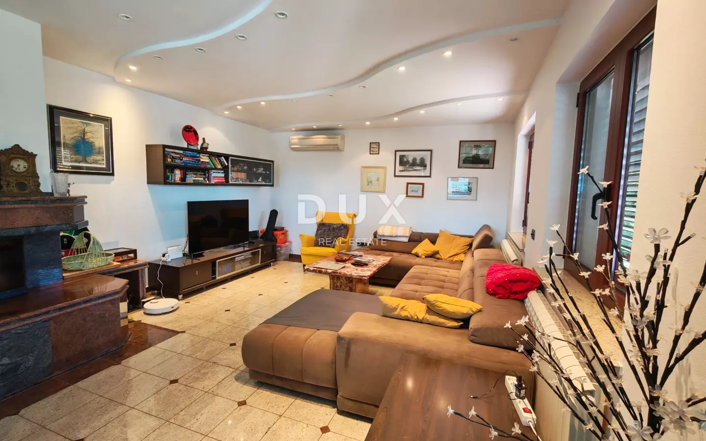 6-bedroom Villa In Bale, Croatia (331 M²)