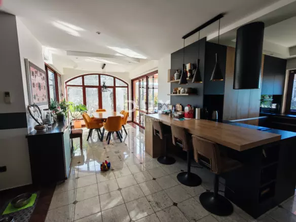 6-bedroom Villa In Bale, Croatia (331 M²)