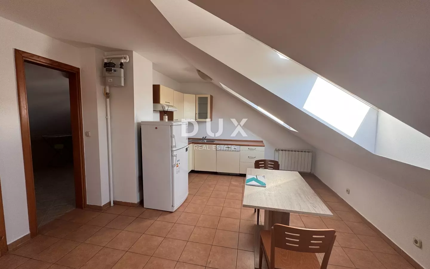 2-bedroom Apartment In Trešnjevka, Croatia (54 M²)