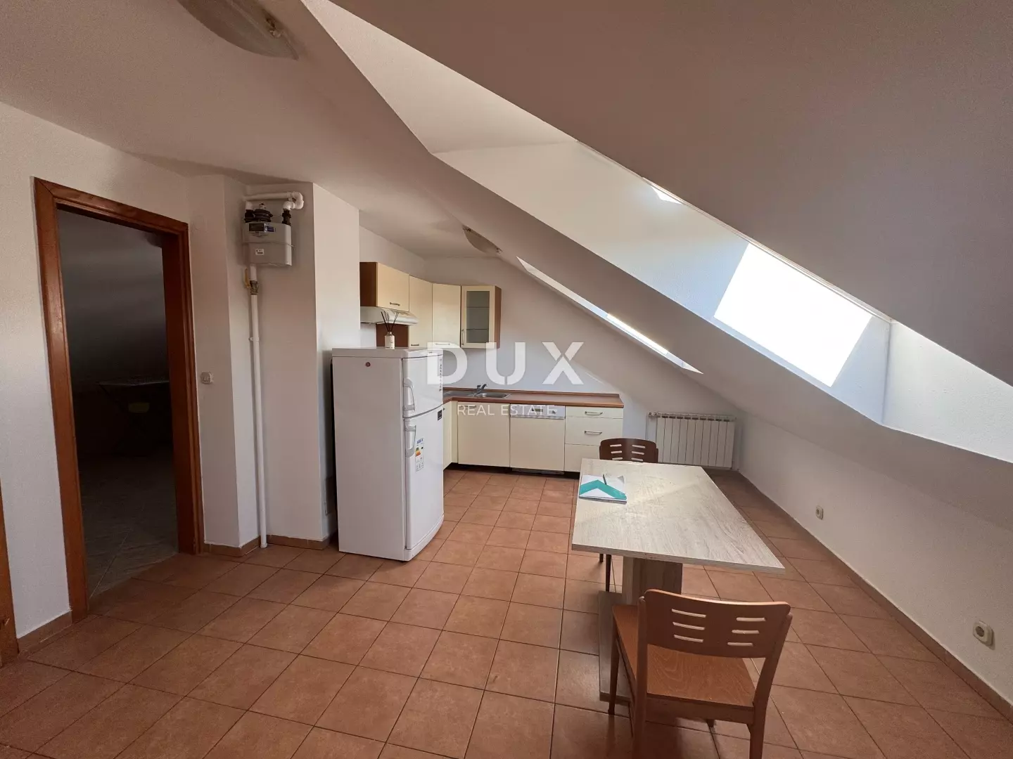 2-bedroom Apartment In Trešnjevka, Croatia (54 M²)