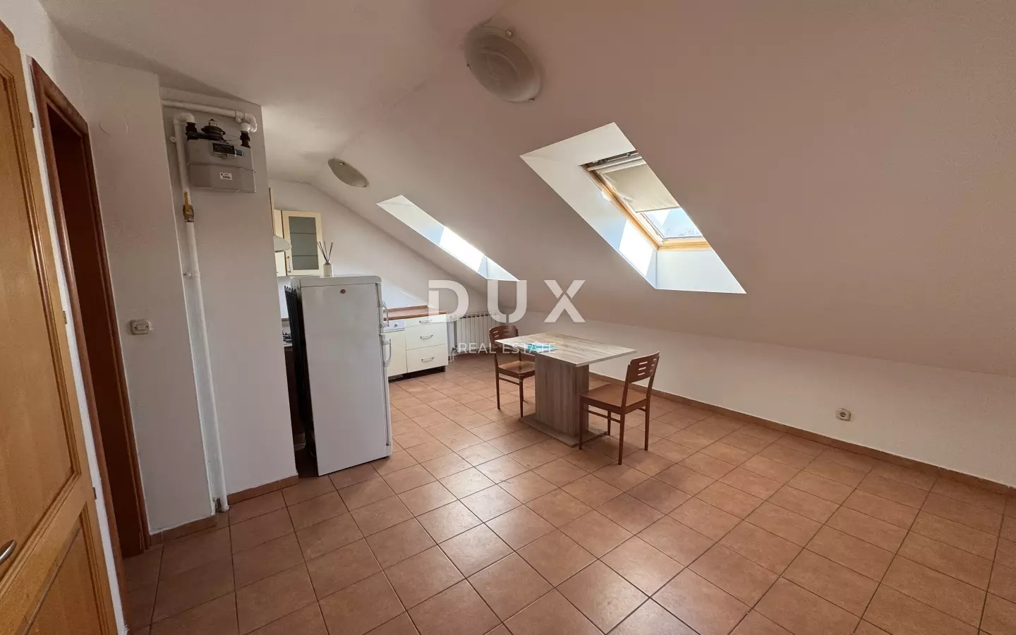 2-bedroom Apartment In Trešnjevka, Croatia (54 M²)