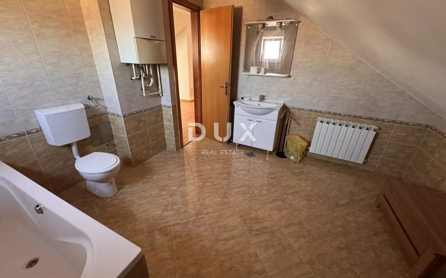 2-bedroom Apartment In Trešnjevka, Croatia (54 M²)