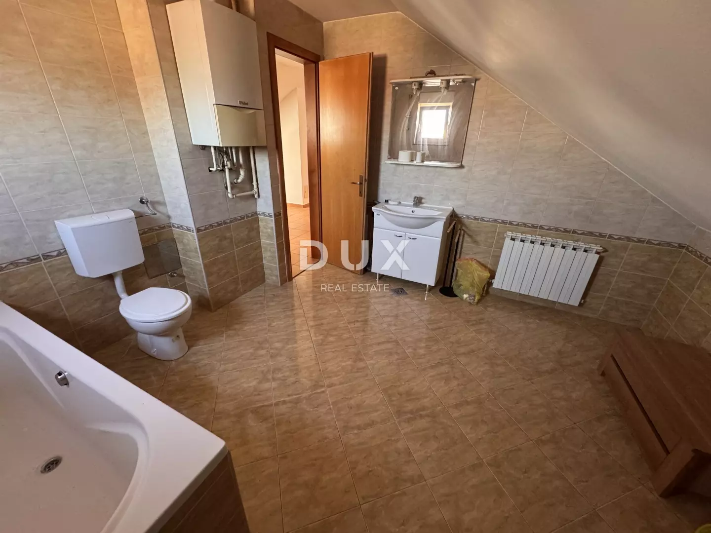 2-bedroom Apartment In Trešnjevka, Croatia (54 M²)