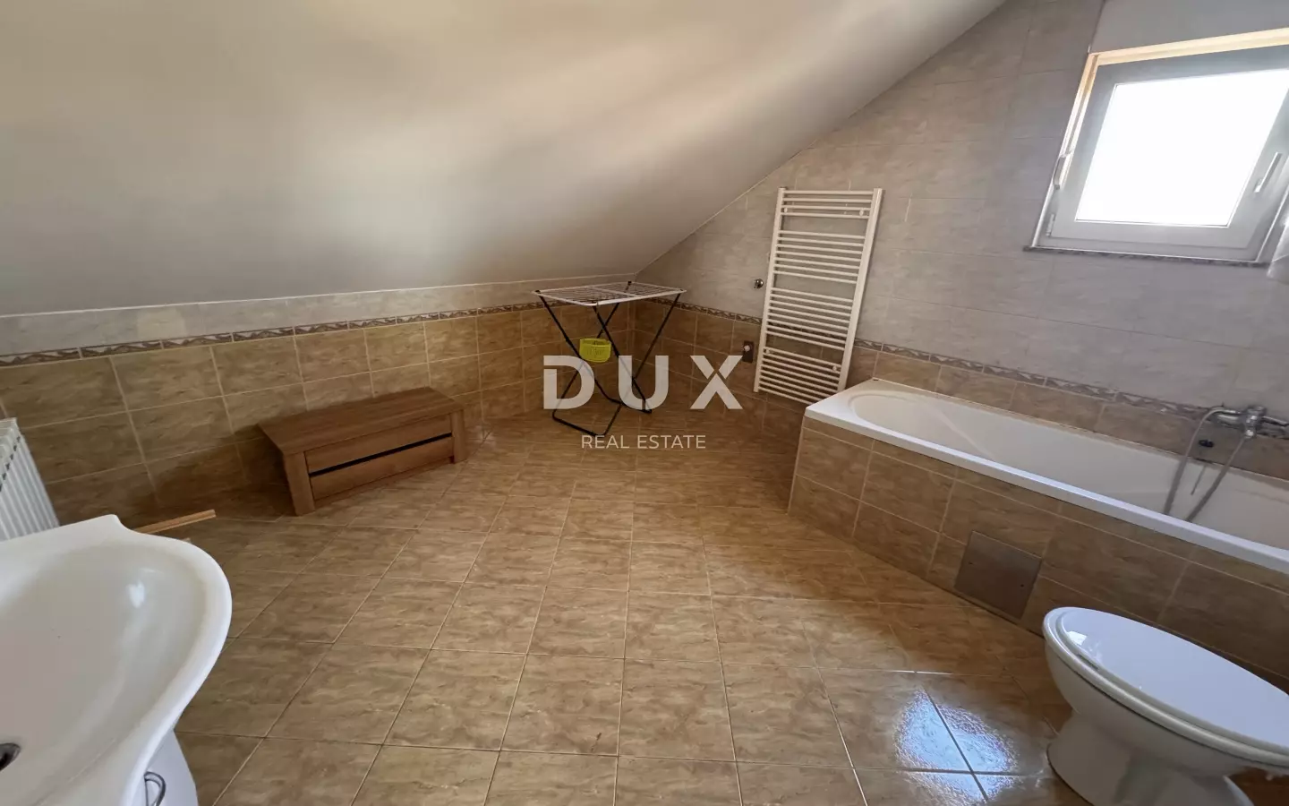 2-bedroom Apartment In Trešnjevka, Croatia (54 M²)