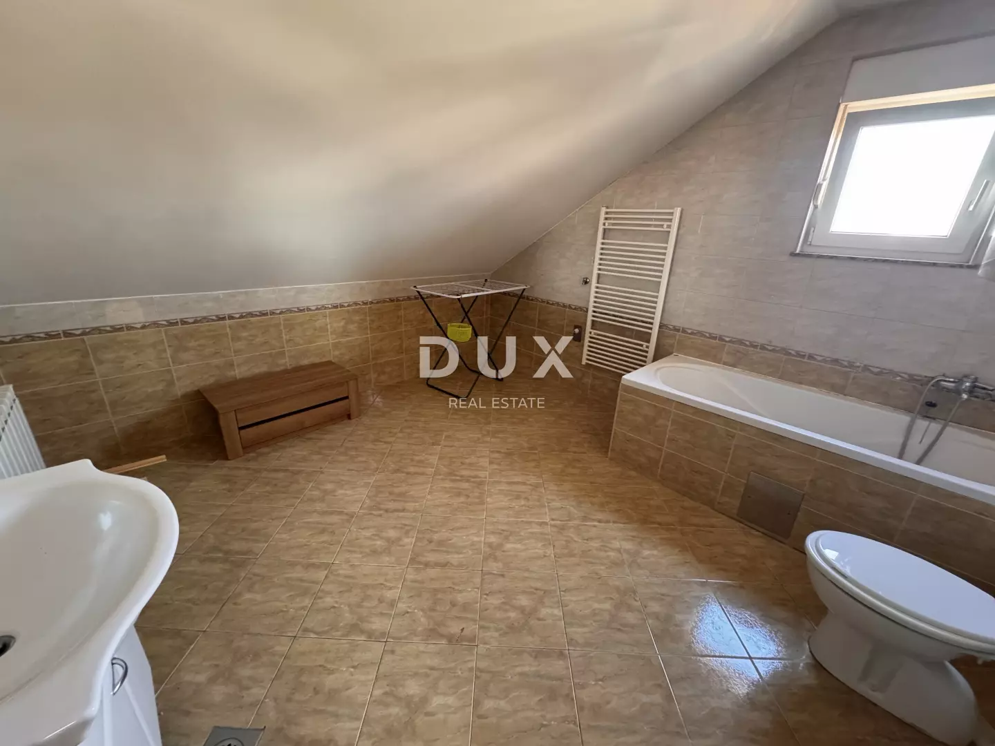 2-bedroom Apartment In Trešnjevka, Croatia (54 M²)