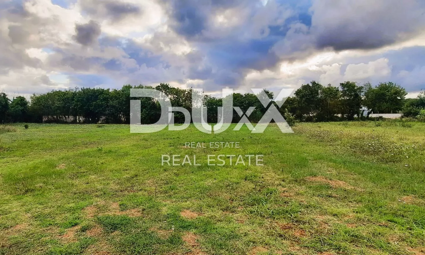 Land In Loborika, Croatia (794 M²)