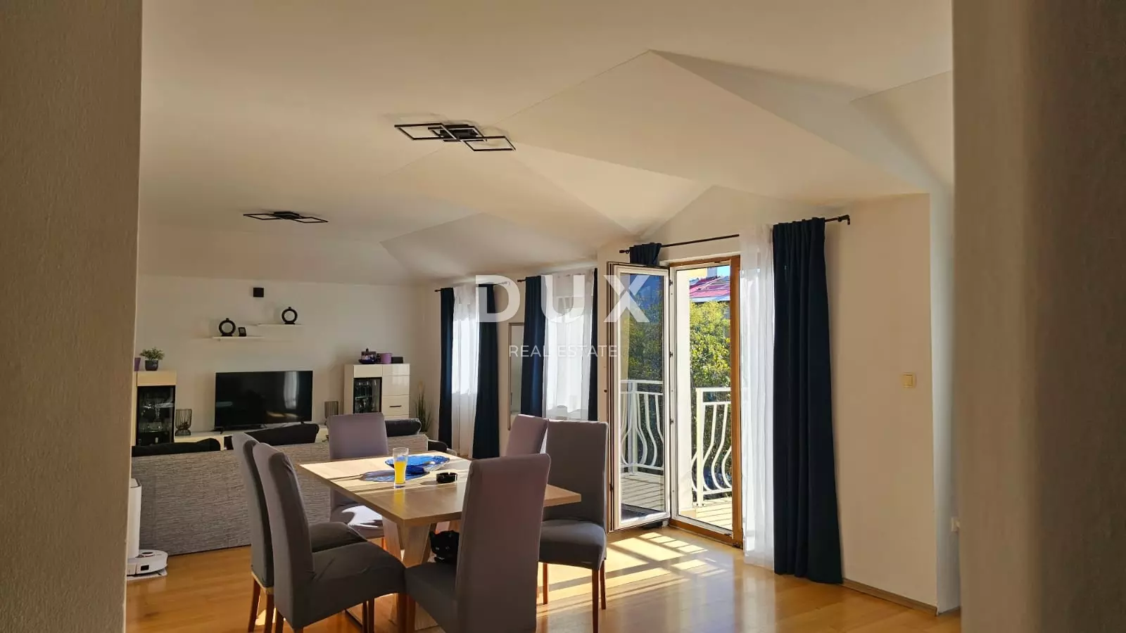 3-bedroom Apartment In Trsat, Croatia (114 M²)