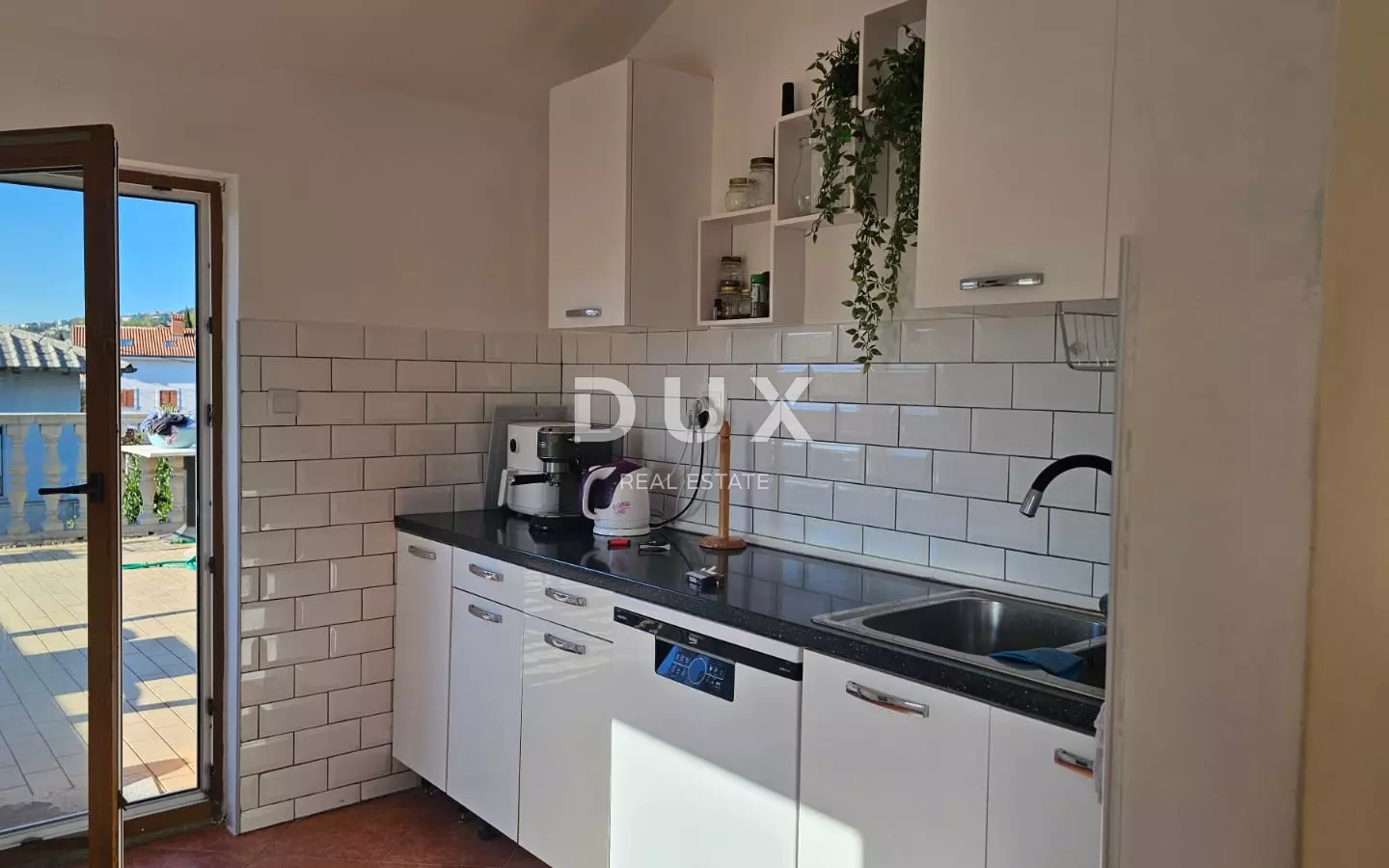 3-bedroom Apartment In Trsat, Croatia (114 M²)