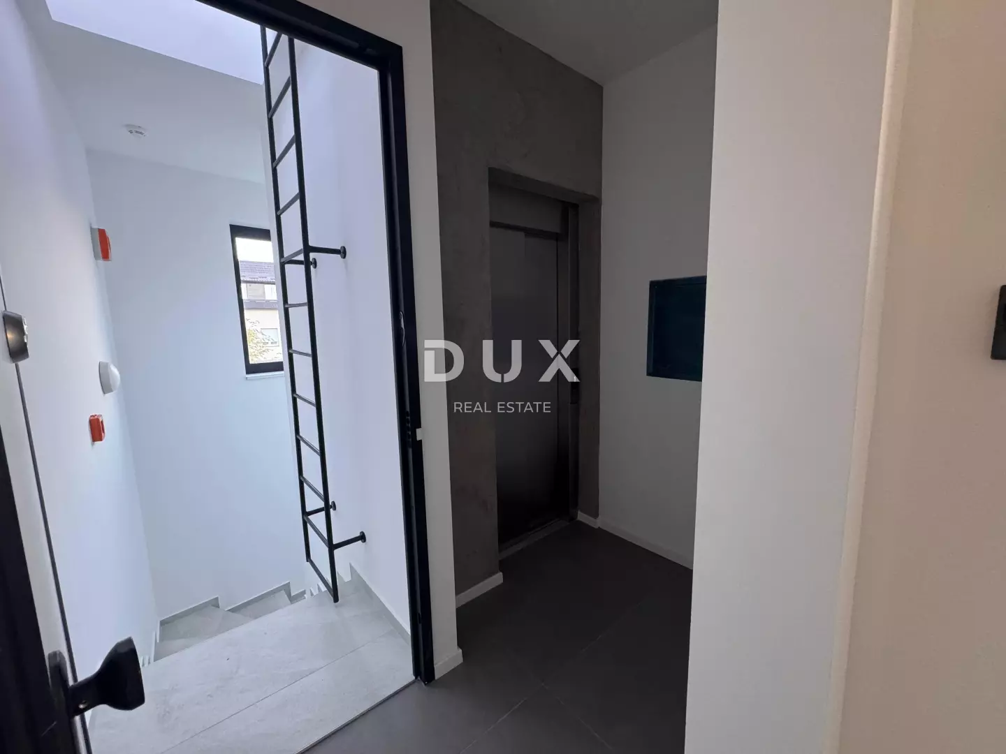 5-bedroom Apartment In Srebrnjak, Croatia (113 M²)