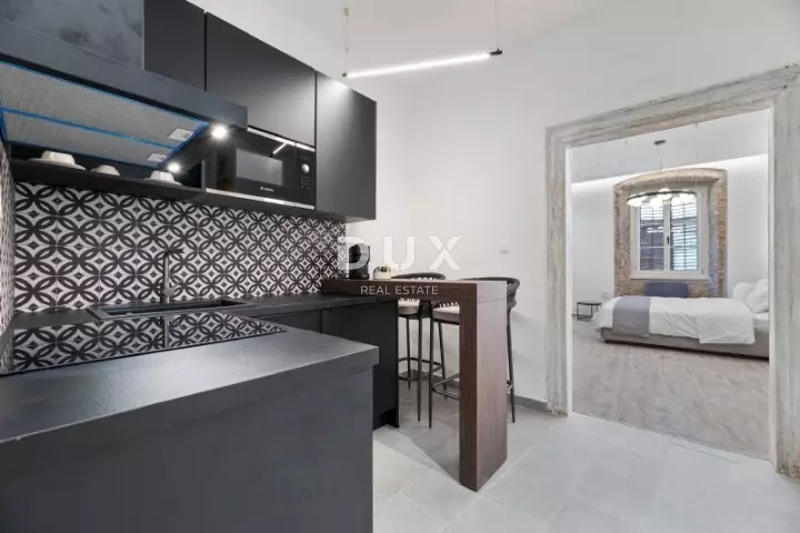 2-bedroom Apartment In Poluotok, Croatia (77 M²)