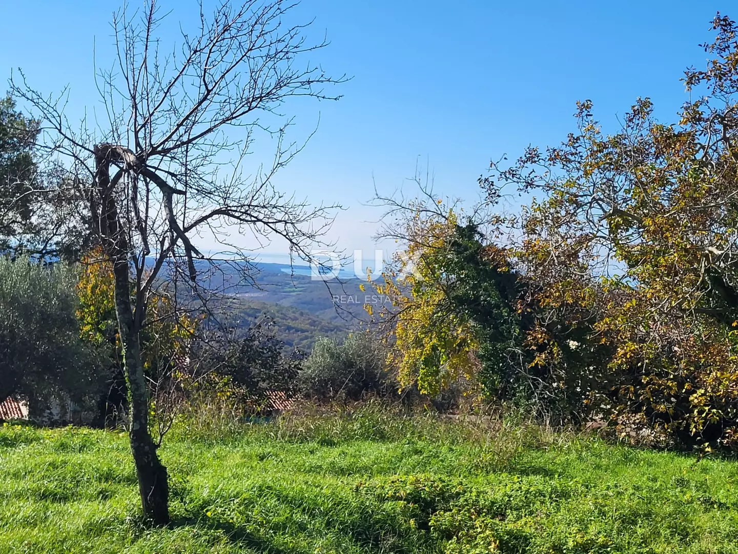 Land In Grožnjan, Croatia (958 M²)
