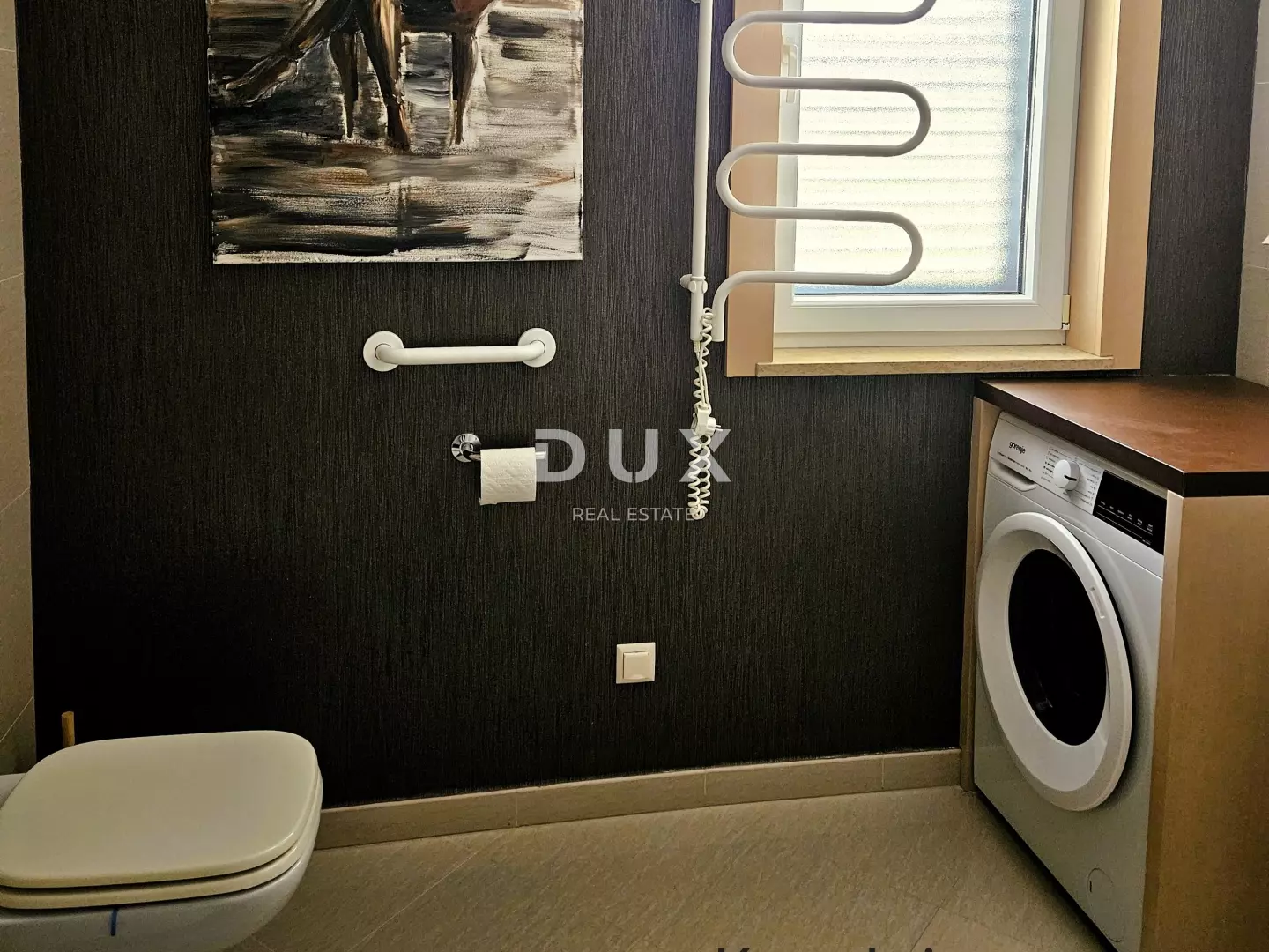 1-bedroom Apartment In Pješčana Uvala, Croatia (100 M²)