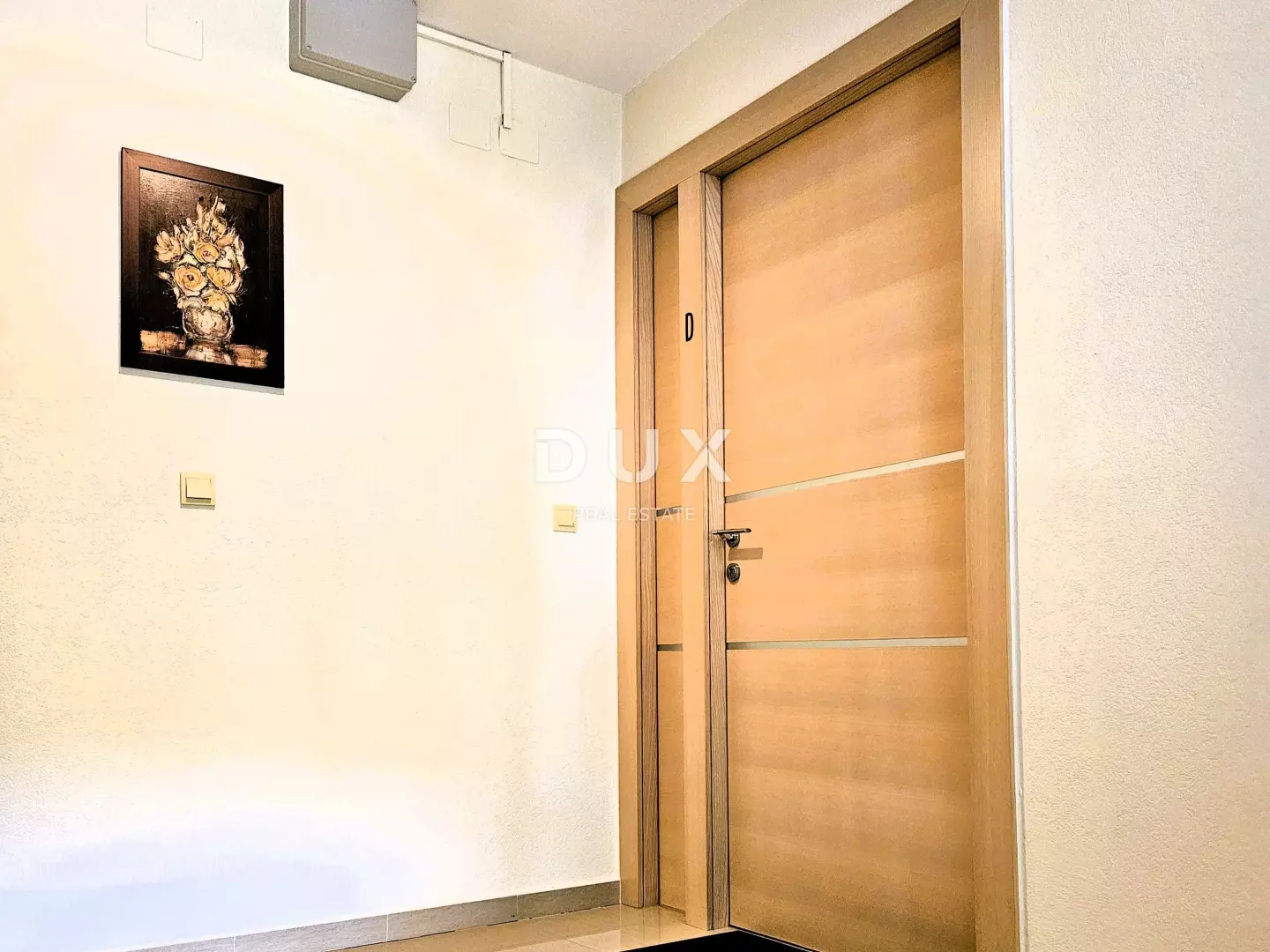 1-bedroom Apartment In Pješčana Uvala, Croatia (100 M²)