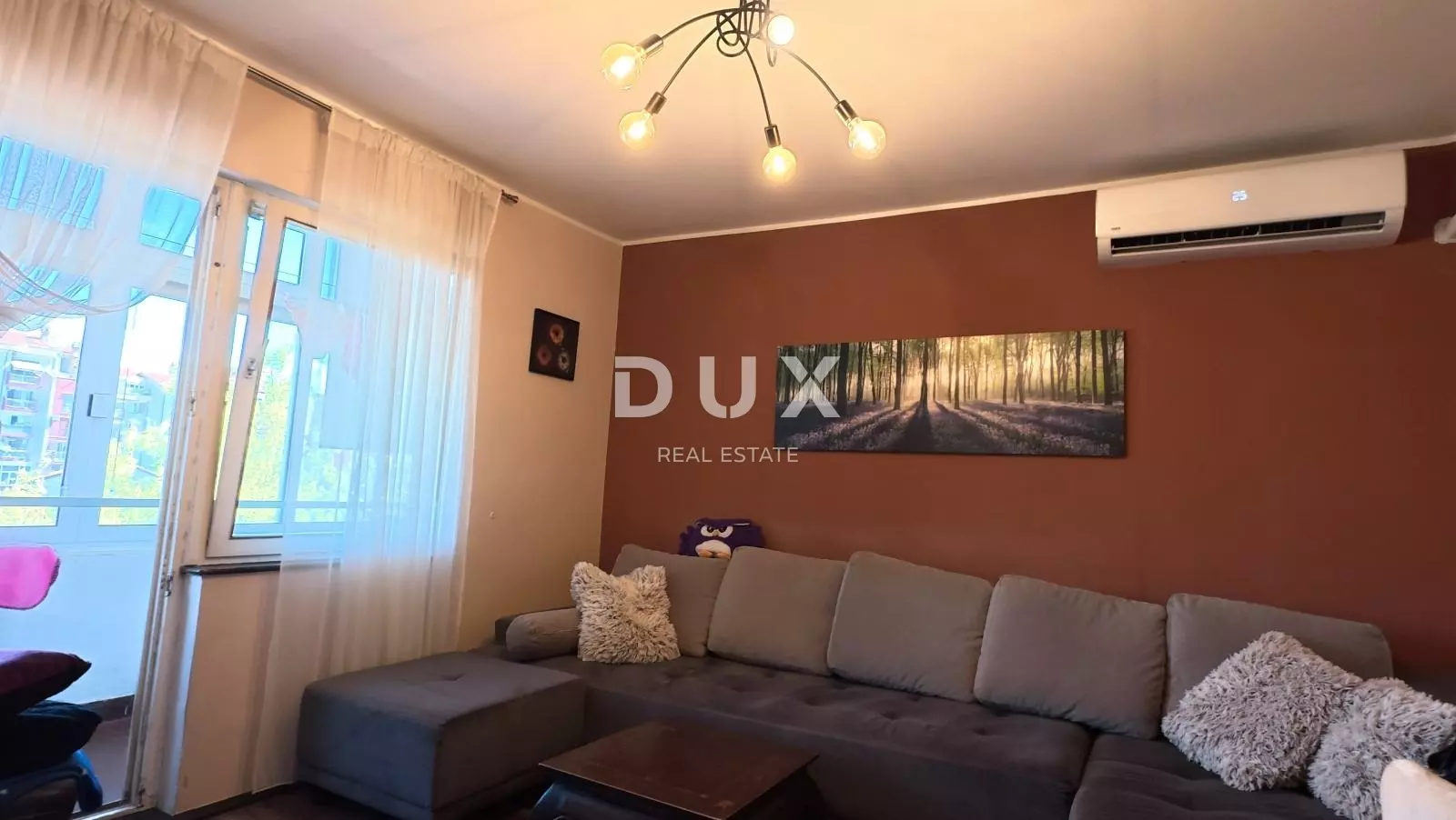 2-bedroom Apartment In Poreč, Croatia (73 M²)