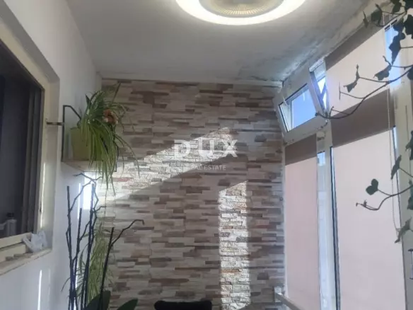 2-bedroom Apartment In Poreč, Croatia (73 M²)