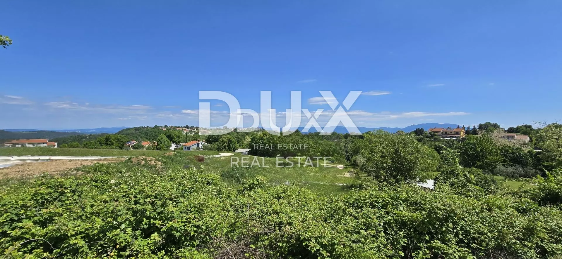 Land In Gračišće, Croatia (17.270 M²)