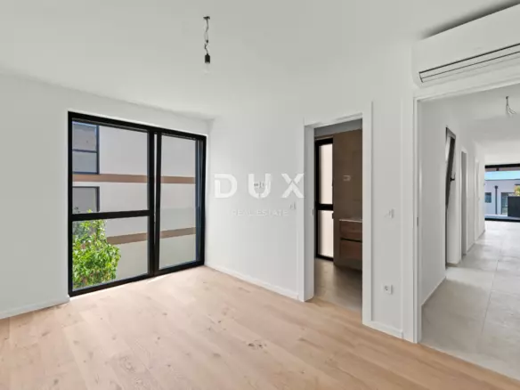 2-bedroom Apartment In Novigrad, Croatia (97,86 M²)