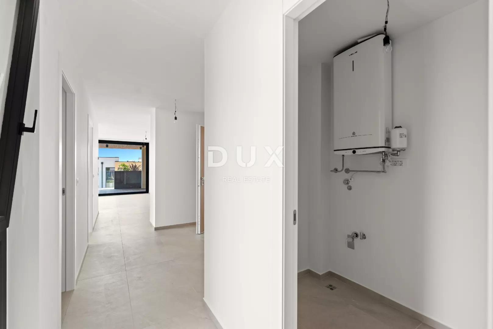 1763317636_croatia-istria-real-estate-for-sale-576-e63575 2-bedroom Apartment In Novigrad, Croatia (97,86 M²)