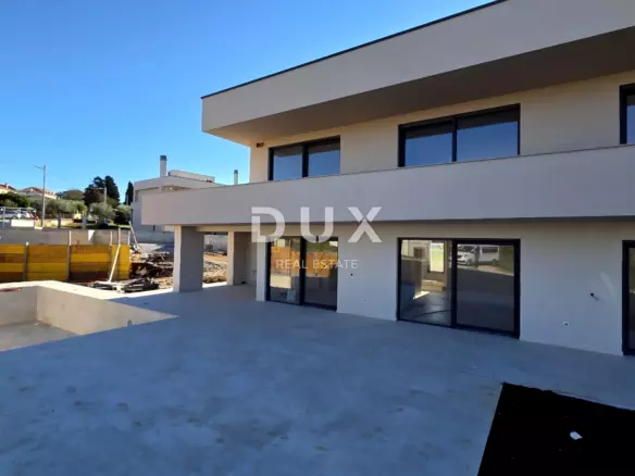 4-bedroom Detached House In Poreč, Croatia (307 M²)