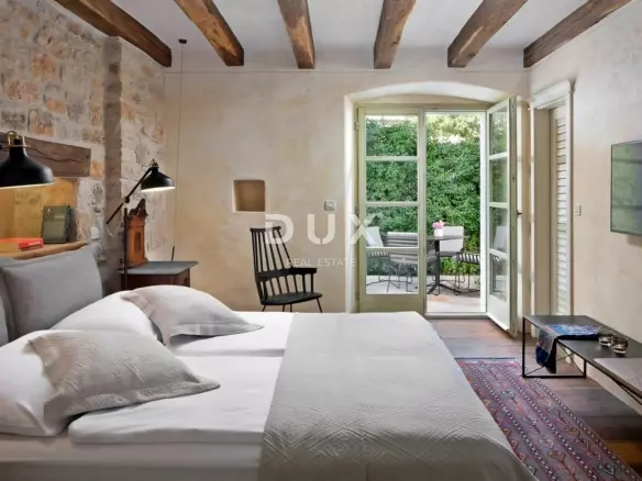 4-bedroom Villa In Višnjan, Croatia (309 M²)